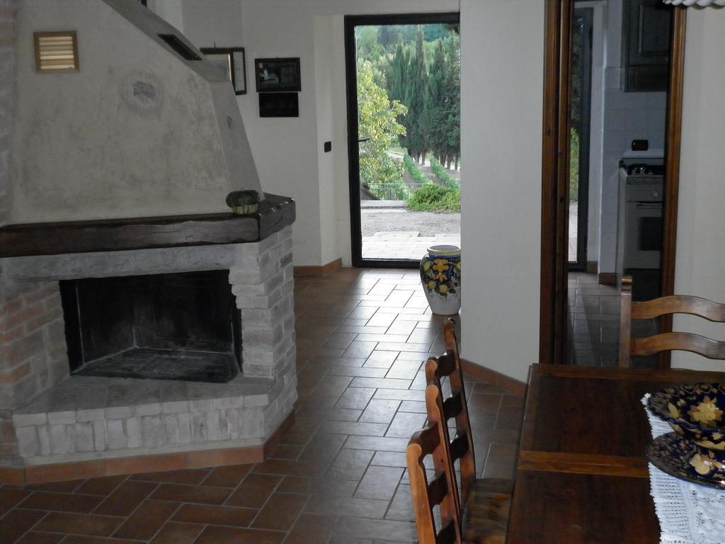 Podere Le Grotte サン・ジミニャーノ 部屋 写真